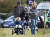 PEOPLE - Mia Tindall findet Mamma Zara's Reitkünste langweilig