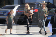 EXKLUSIV - Ashlee Simpson mit ihrer Familie in Studio City unterwegs