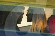 EXKLUSIV - Perrie Edwards turtelt mit Luke Pasqualino