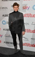 PEOPLE -  Promis posieren an den 'Attitude Magazine Awards' in London