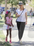 EXKLUSIV - Heidi Klum mit Lou in Los Angeles unterwegs