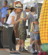 EXKLUSIV - Heidi Klum mit Lou in Los Angeles unterwegs