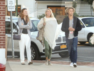 EXKLUSIV - Christie Brinkley mit Sohn und Schwiegertochter am 'Hamptons Film Festival'