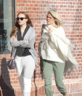 EXKLUSIV - Christie Brinkley mit Sohn und Schwiegertochter am 'Hamptons Film Festival'