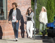 EXKLUSIV - Christie Brinkley mit Sohn und Schwiegertochter am 'Hamptons Film Festival'