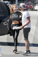PEOPLE - Happy: Power-Girl Bella Thorne mit Tyler Posey