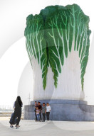 FEATURE - Ohne Kohl: Diese Skulptur verspricht Glück