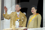 NEWS - König Bhumibol ist im Alter von 88 Jahren gestorben