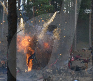 EXKLUSIV - Viel Rauch und Feuer bei den Dreharbeiten zu "Transformers 5"