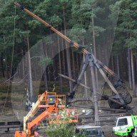 EXKLUSIV - Viel Rauch und Feuer bei den Dreharbeiten zu "Transformers 5"