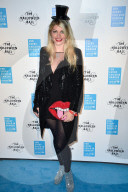 PEOPLE - Kreative Promis am UNICEF Halloween Ball in London