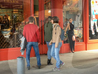 EXKLUSIV - Katie Holmes bei einem Photoshooting in NYC