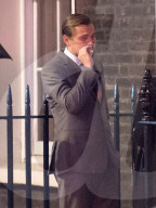 EXKLUSIV - Leonardo DiCaprio macht wirklich was für die Umwelt - Er pafft in London