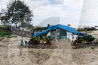 NEWS - Calais: Impressionen aus dem "Dschungelcamp"