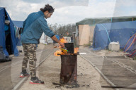 NEWS - Calais: Impressionen aus dem "Dschungelcamp"