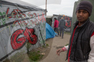 NEWS - Calais: Impressionen aus dem "Dschungelcamp"