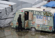 NEWS - Calais: Impressionen aus dem "Dschungelcamp"