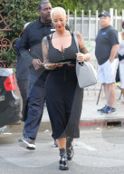PEOPLE - Amber Rose in Los Angeles unterwegs