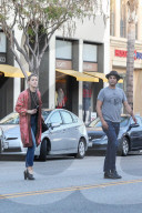 PEOPLE - Amber Heard i Begleitung eines unbekannten in Beverly Hills