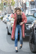 PEOPLE - Amber Heard i Begleitung eines unbekannten in Beverly Hills