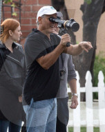 PEOPLE - Julianne Moore und George Clooney bei Dreharbeiten zum Film Suburbicon in Los Angeles 