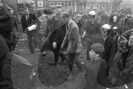 NEWS - 60 Jahre nach der Katastrophe von Aberfan