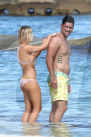 PEOPLE - Amanda Stanton und Josh Murray turteln heftigst im Mexiko