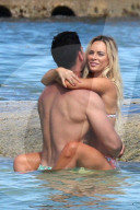 PEOPLE - Amanda Stanton und Josh Murray turteln heftigst im Mexiko