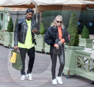 PEOPLE - Sofia Richie bummelt in London
