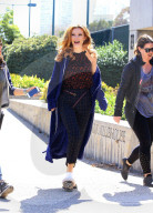 PEOPLE - Bella Thorne auf dem Set zu "Famous Love" in Los Angeles