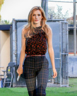 PEOPLE - Bella Thorne auf dem Set zu "Famous Love" in Los Angeles