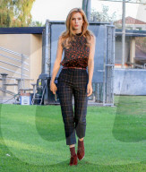 PEOPLE - Bella Thorne auf dem Set zu "Famous Love" in Los Angeles