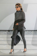 PEOPLE - Leather-Girl: Halle Berry auf dem Weg zum Meeting