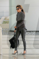 PEOPLE - Leather-Girl: Halle Berry auf dem Weg zum Meeting