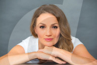 PORTRAIT -  Ina Menzer 