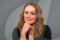 PORTRAIT -  Ina Menzer 