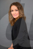 PORTRAIT -  Ina Menzer 