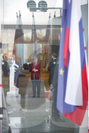 NEWS - Berlin: Angela Merkel wartet auf Putin