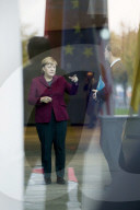 NEWS - Berlin: Angela Merkel wartet auf Putin