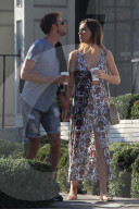 PEOPLE - Love is in the Air: Jenson Button und Freundin Brittny turteln in Bel-Air