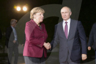 NEWS - Berlin: Vladimir Putin zu Besuch bei Angela Merkel