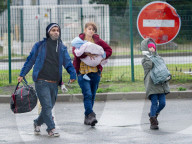 NEWS - London: Jugendliche aus dem 'Jungle Camp' bei Calais