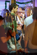 PEOPLE - Lady Gaga dreht nachts einen Werbespot in eigener Sache