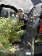 PEOPLE - Die schwangere Torri Spelling in LA unterwegs