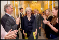 NEWS - Premierministerin Theresa May - 100 Tage im Amt