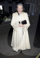 PEOPLE - Raine Spencer: Dianas Stiefmutter ist im Alter von 87 Jahren gestorben