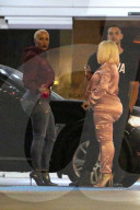 PEOPLE - Blac Chyna feiert hochschwangre Geburtstag mit Amber Rose