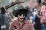 FEATURE - Spider-Dog am Zombiewalk in Mexiko