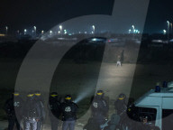 NEWS - Calais : Unruhen und Ausschreitungen im 'Jungle' vor der Räumung