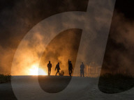 NEWS - Calais: Nachts im 'Jungle Camp' 